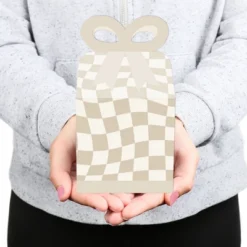 Big Dot Of Happiness Tan Checkered Party - Square Favor Gift Boxes - Bow Boxes - Set Of 12 -Party Planers Store GUEST 2226c868 8021 48c3 ab67 e93f20bf9616